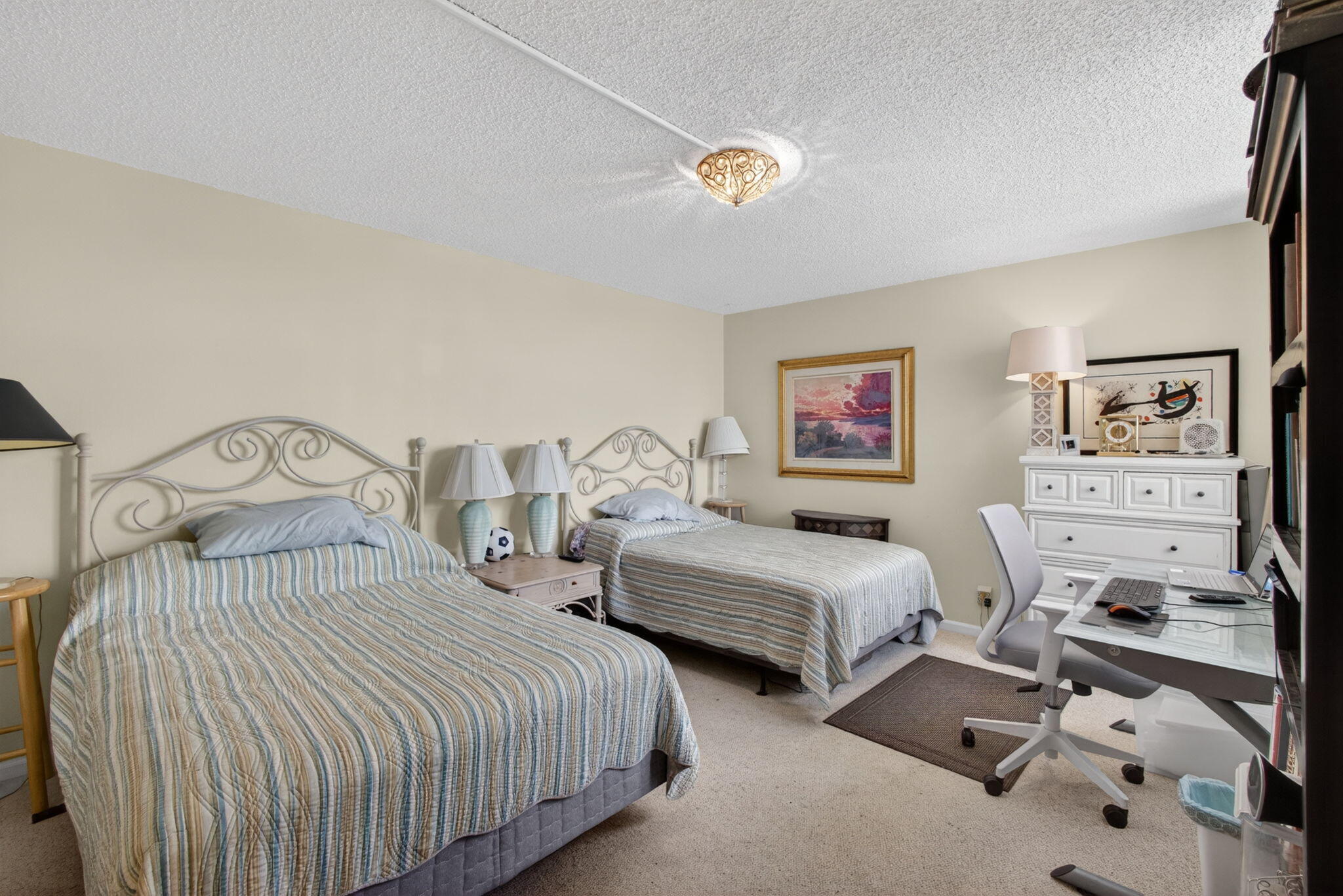 CONNEMARA CONDO - Residential