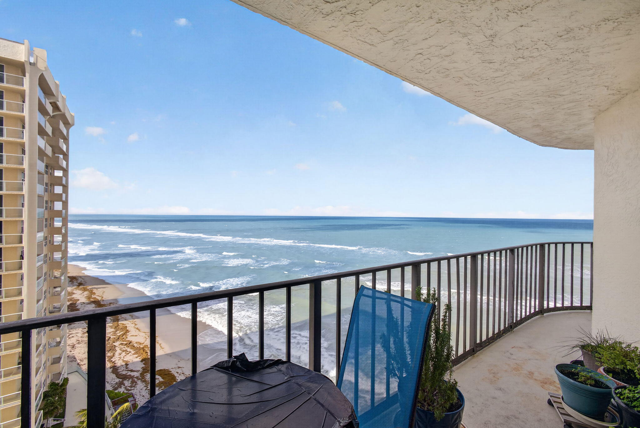 CONNEMARA CONDO - Residential