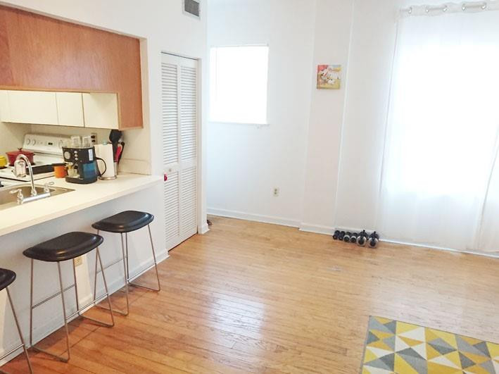 1200 Euclid Avenue 206