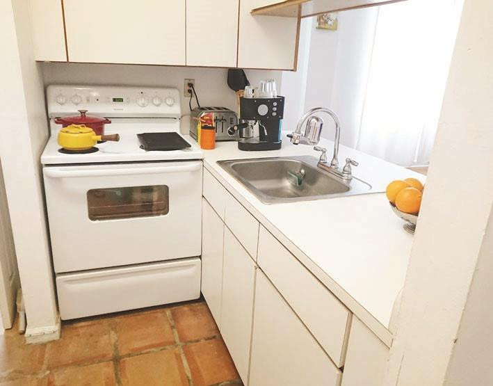 1200 Euclid Avenue 206