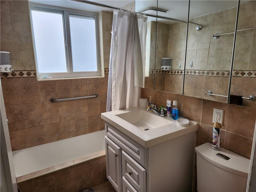 BEACHSIDE APTS CO-OP - Residential Lease