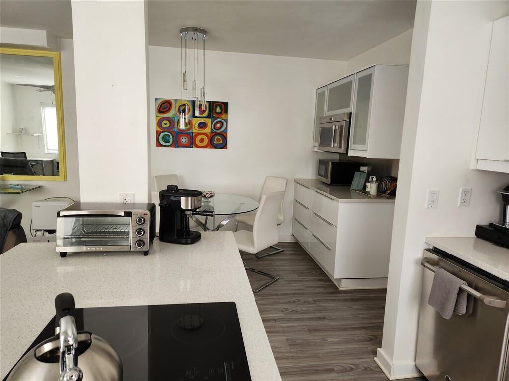 BEACHSIDE APTS CO-OP - Residential Lease