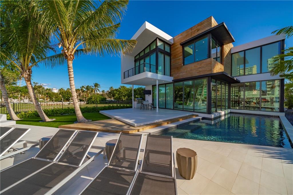 Riviera - Residential