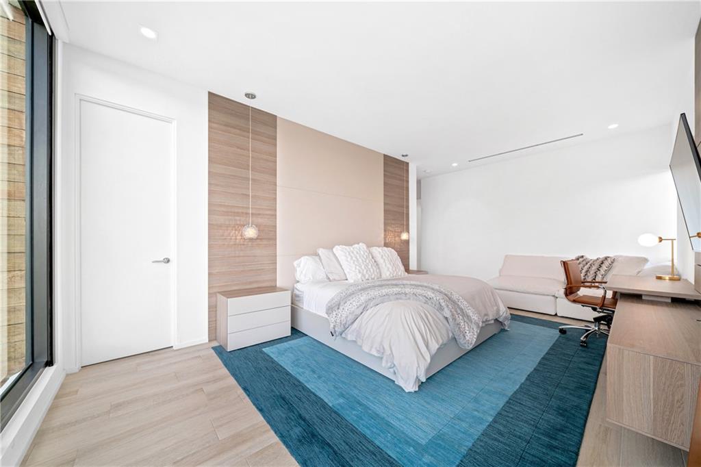 Riviera - Residential