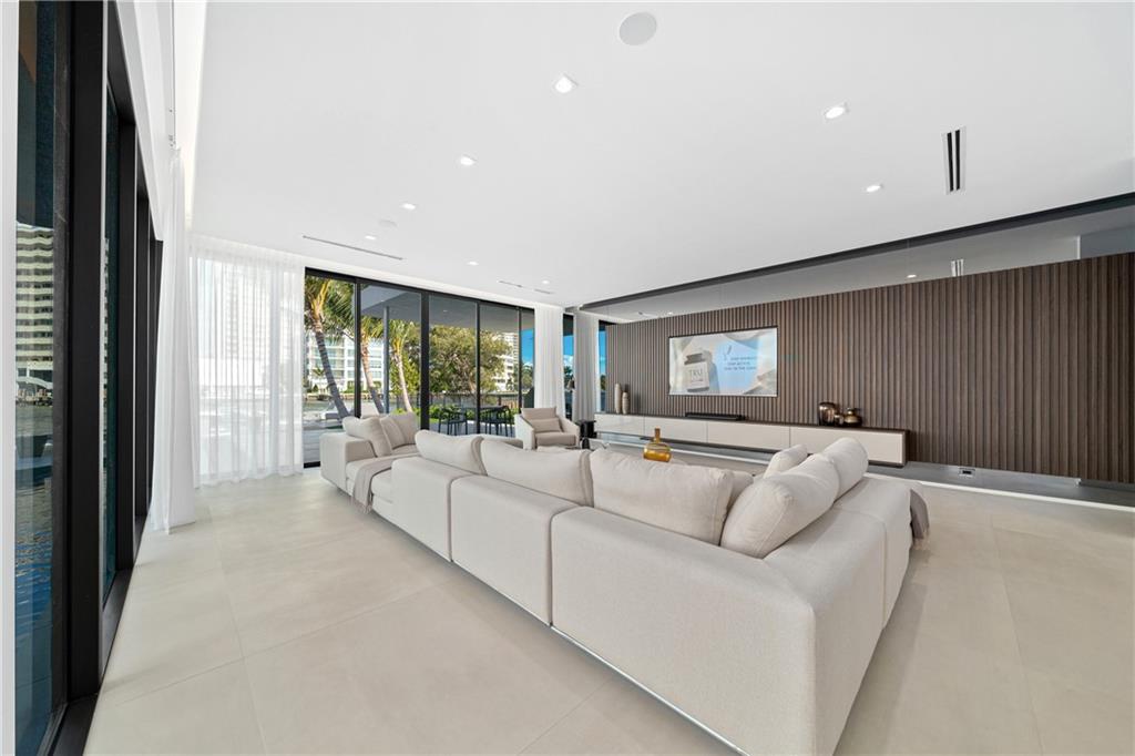 Riviera - Residential