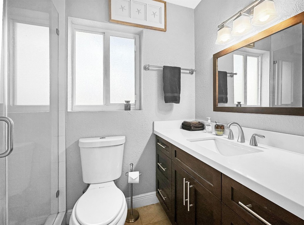 GARDEN ISLES SEC ONE - Residential Lease