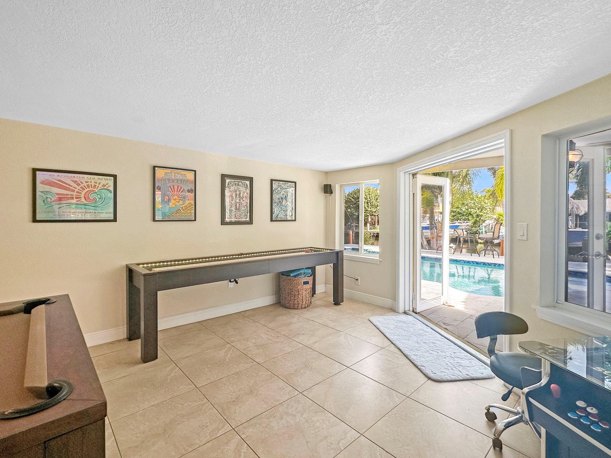 GARDEN ISLES SEC ONE - Residential Lease