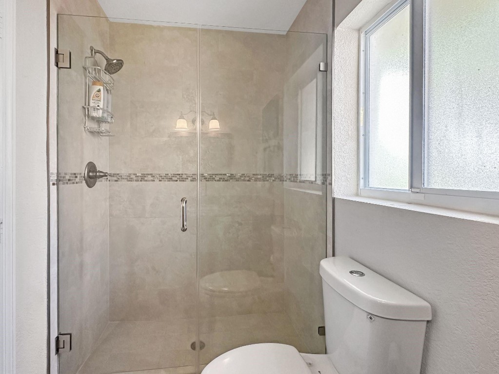 GARDEN ISLES SEC ONE - Residential Lease