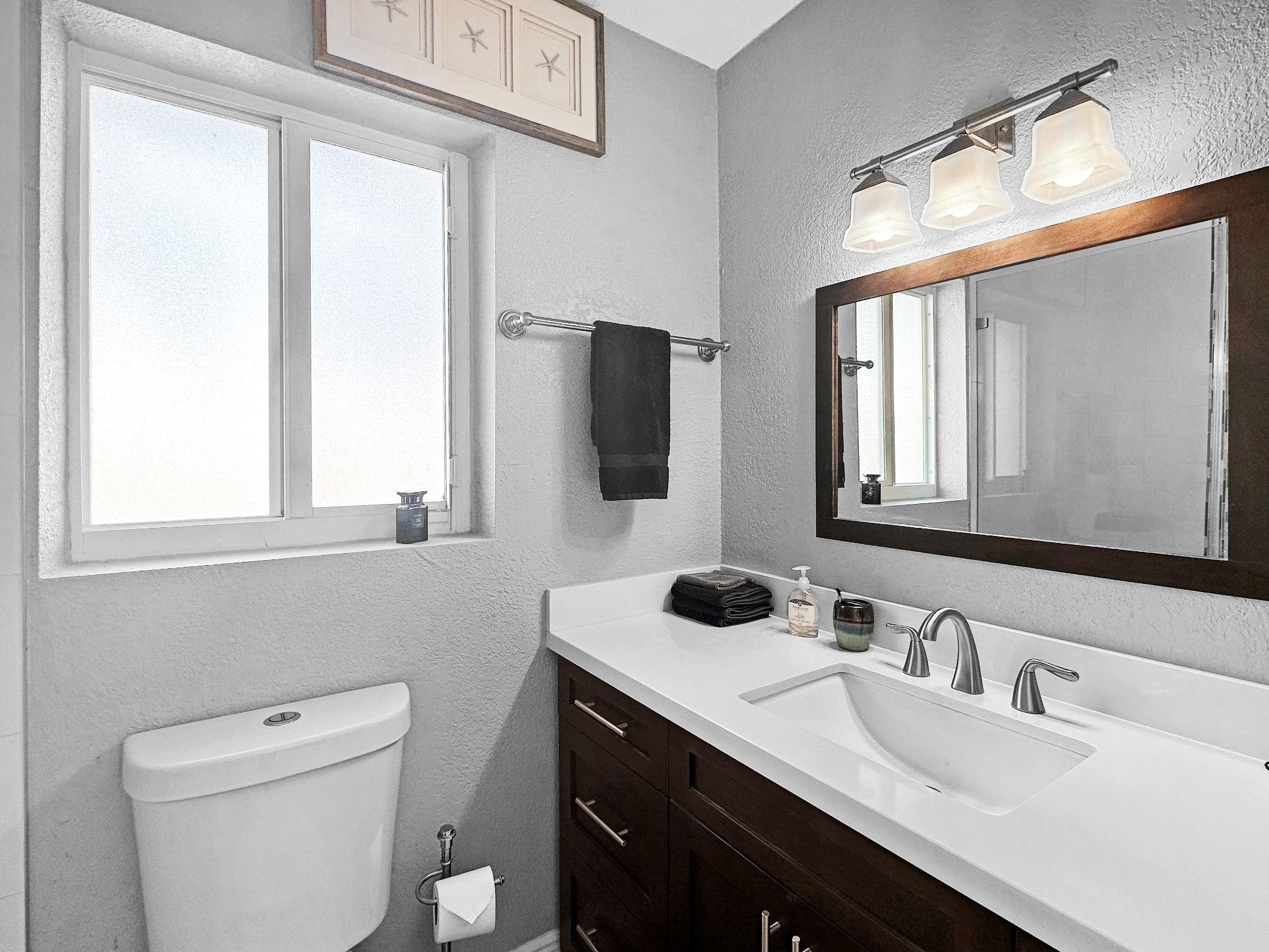 GARDEN ISLES SEC ONE - Residential Lease