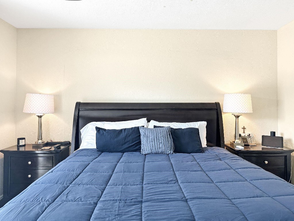 GARDEN ISLES SEC ONE - Residential Lease