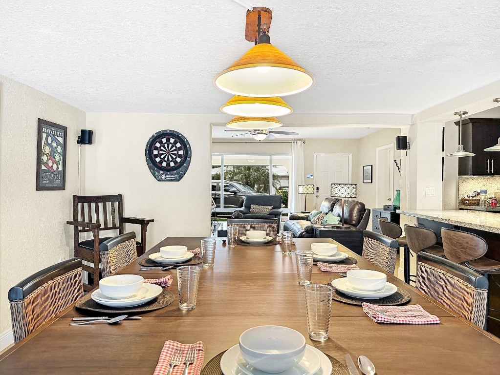 GARDEN ISLES SEC ONE - Residential Lease