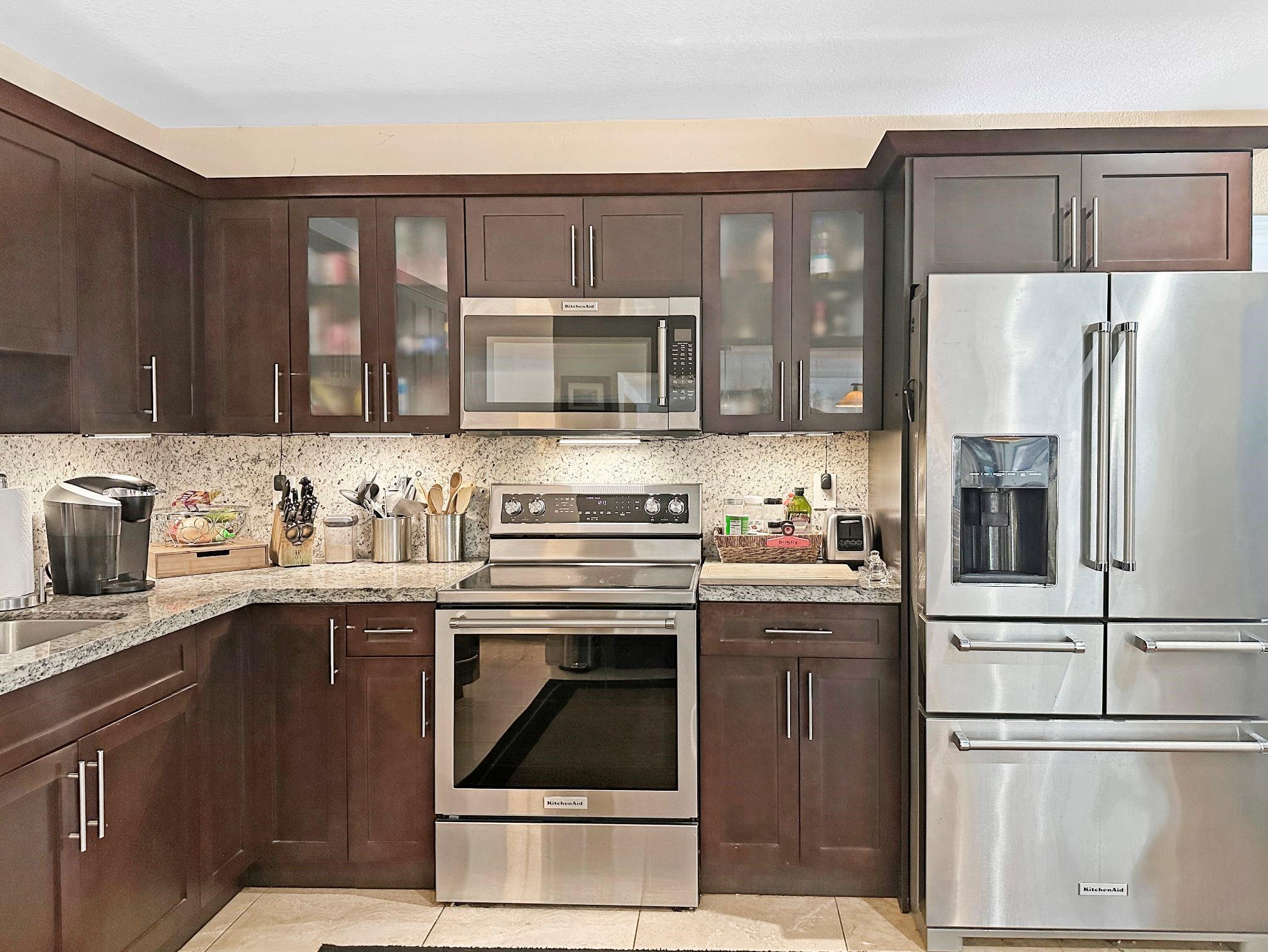 GARDEN ISLES SEC ONE - Residential Lease