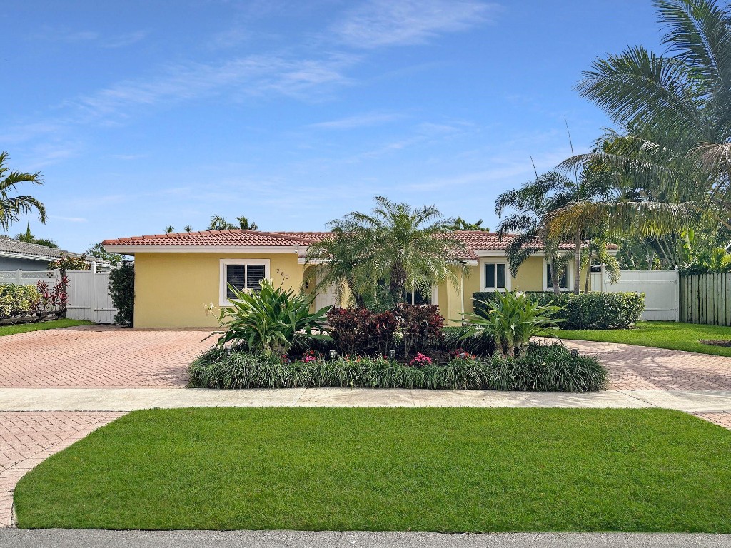 GARDEN ISLES SEC ONE - Residential Lease