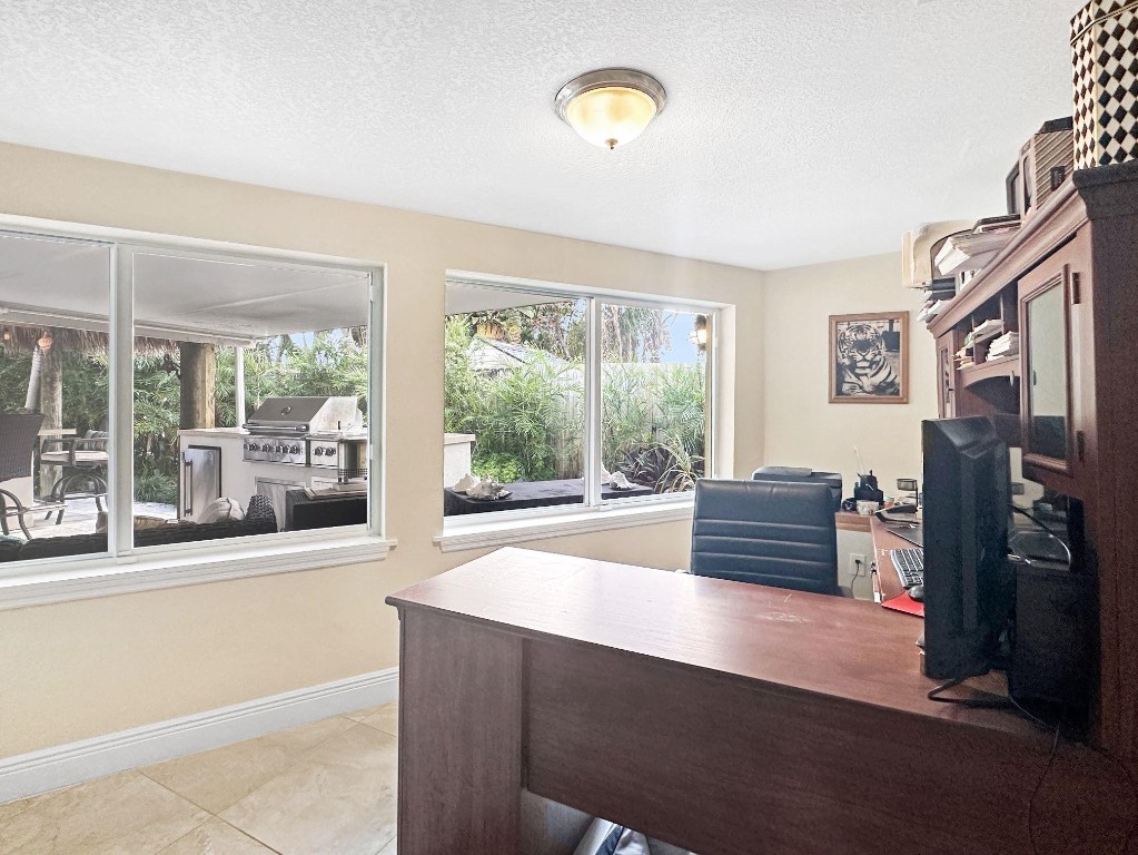 GARDEN ISLES SEC ONE - Residential Lease