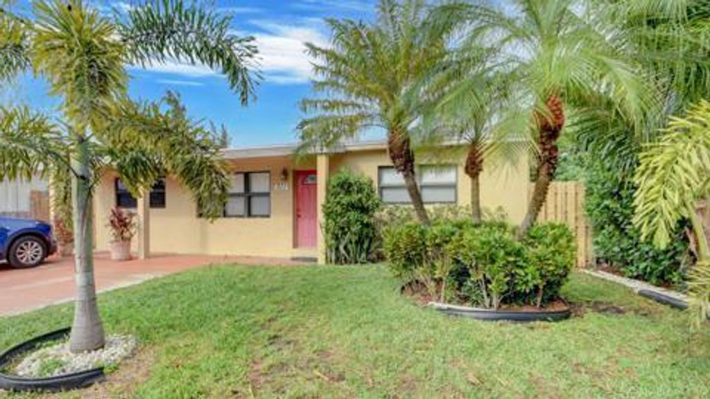 Photo of 511 Minnesota Street, Lantana, FL 33462 (MLS # R11093241)