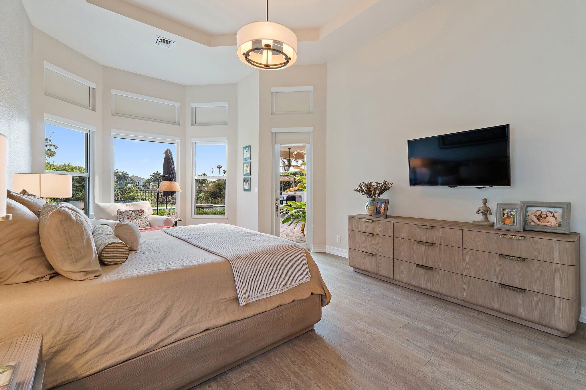 JUPITER COUNTRY CLUB - Residential