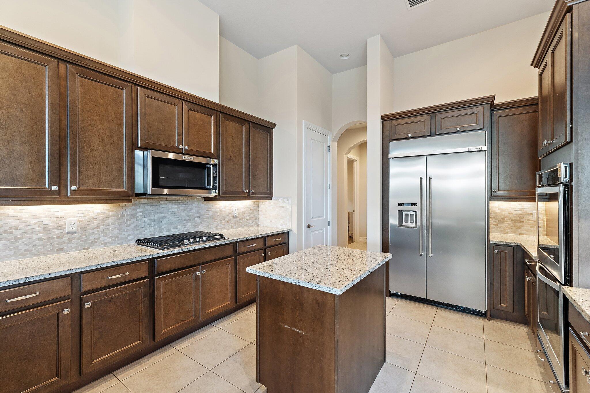 JUPITER COUNTRY CLUB - Residential