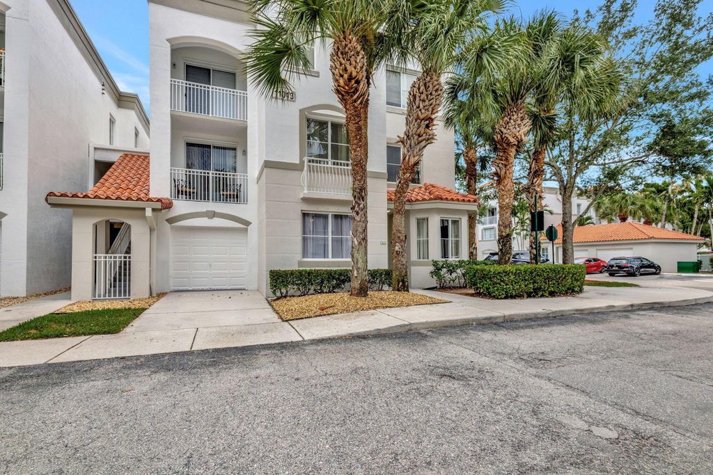 Photo of 11013 Legacy Lane #103, Palm Beach Gardens, FL 33410 (MLS # R11098790)