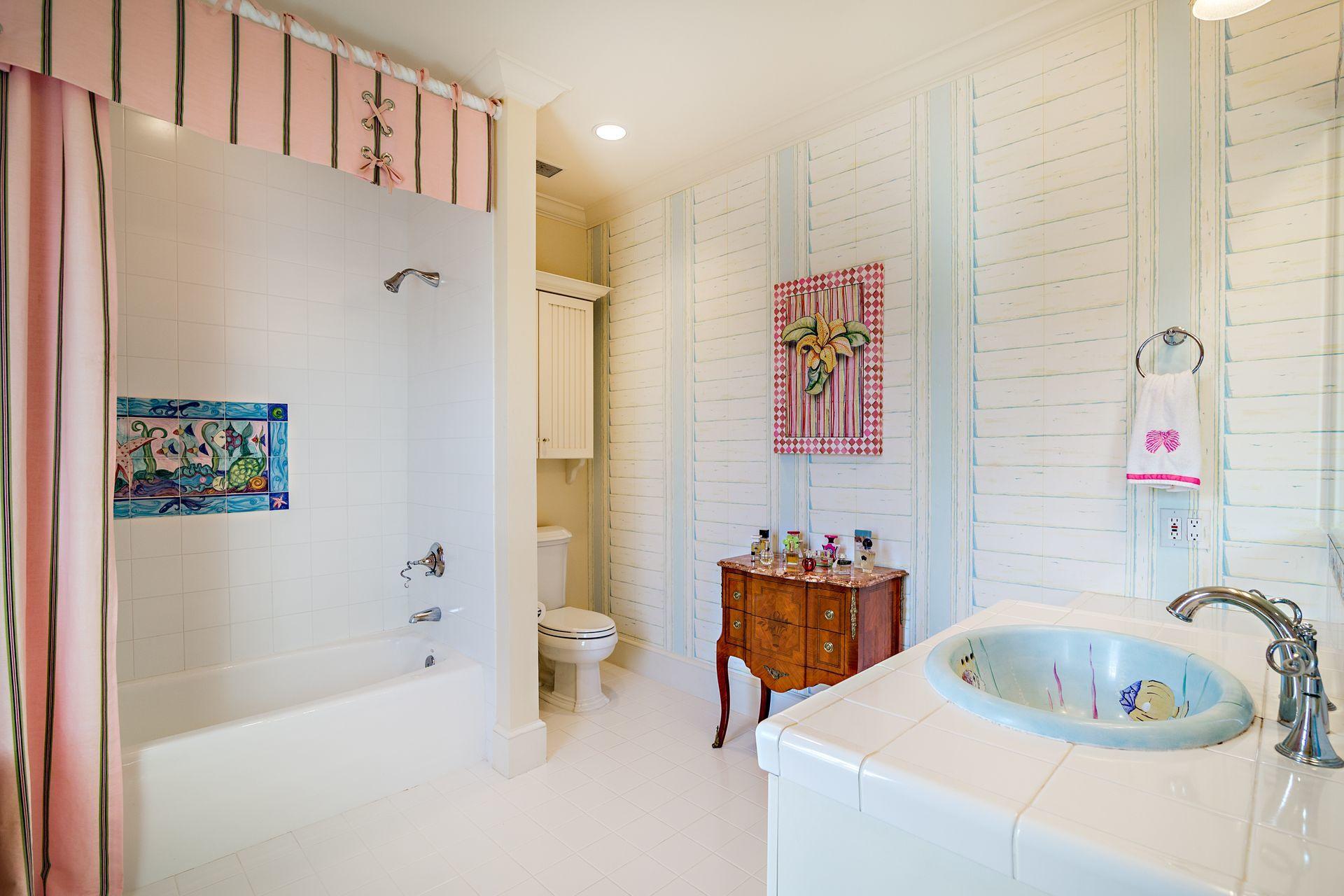 ESPLANADE ESTATES - Residential