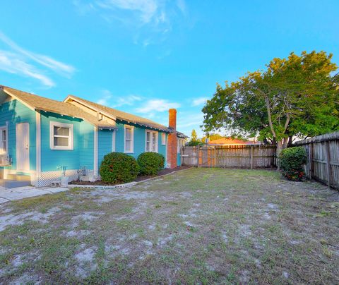 A home in Lake Worth Beach