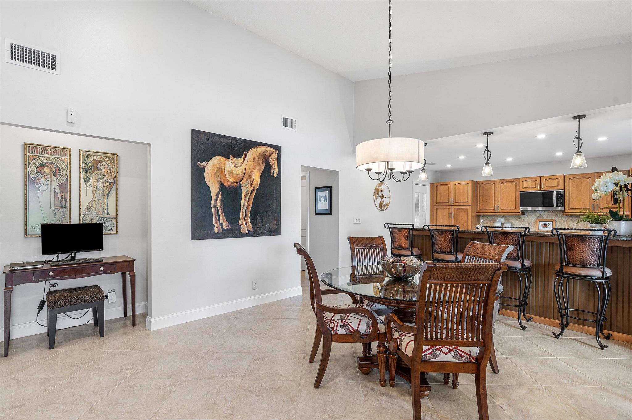 3113 Lake Shore Drive