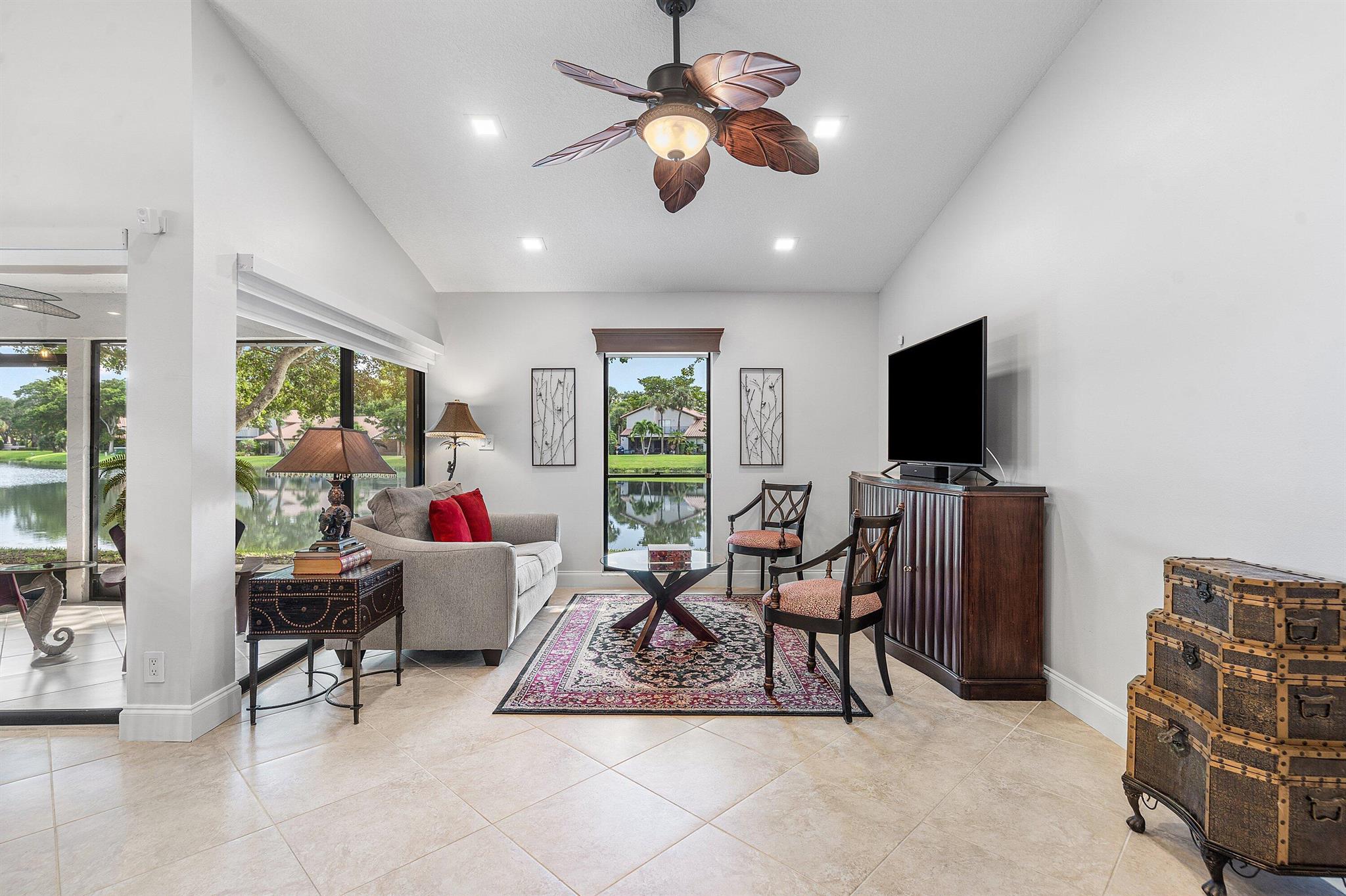 3113 Lake Shore Drive