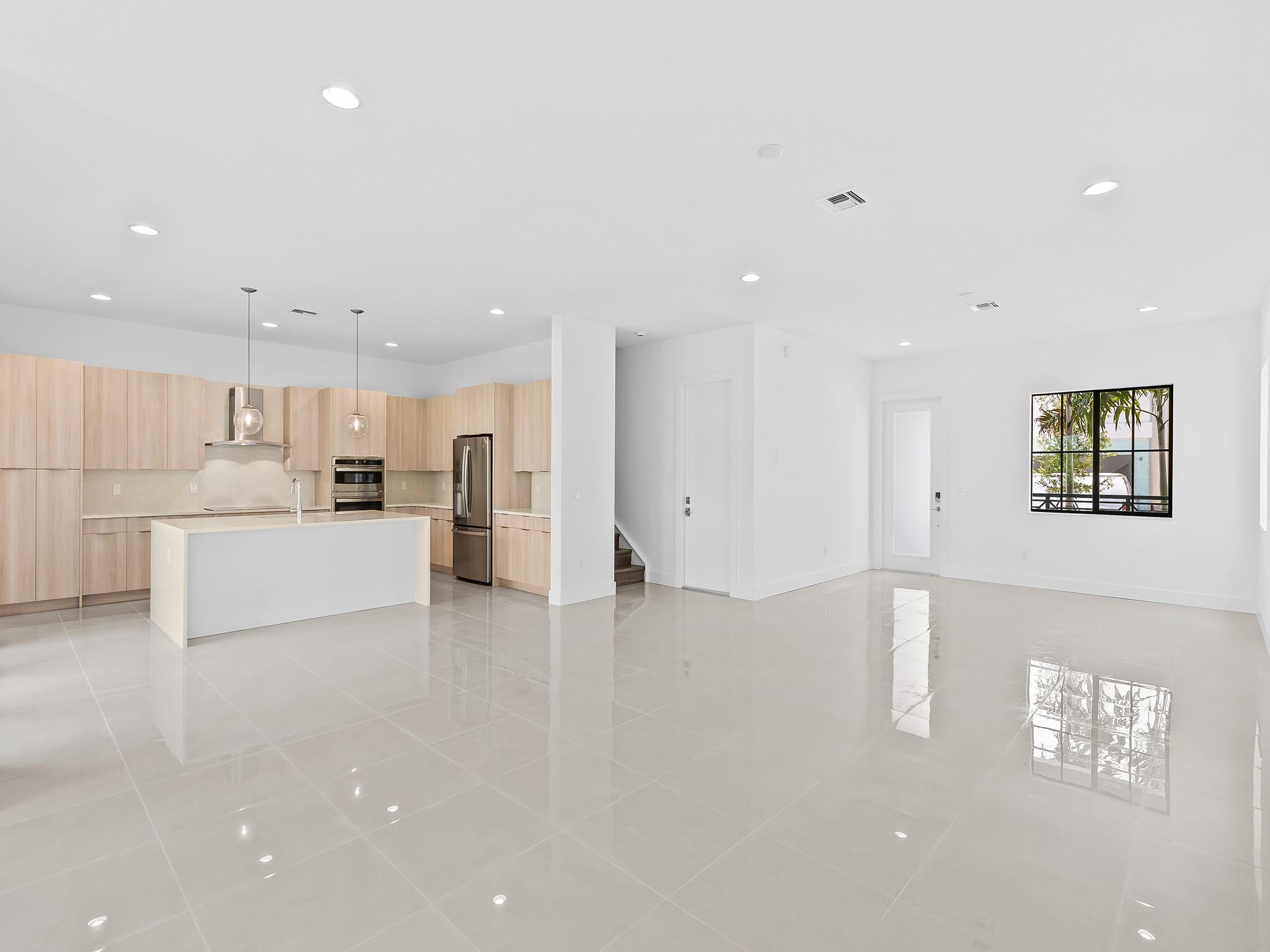 1425 SW 23rd Court