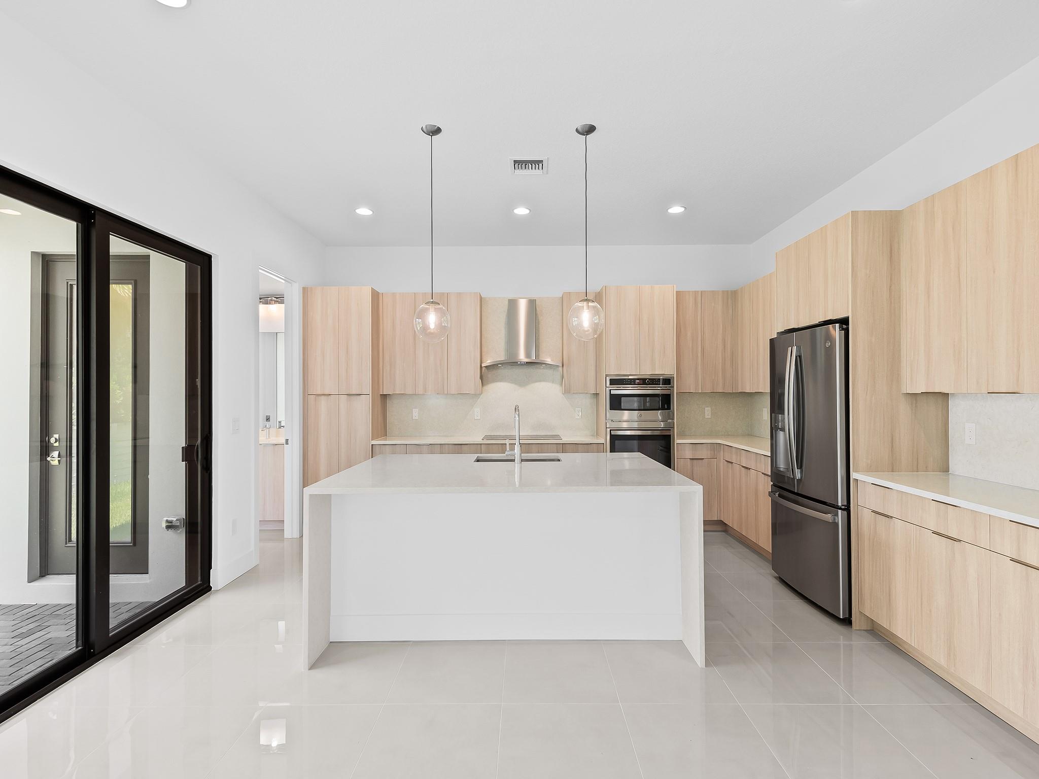 1425 SW 23rd Court