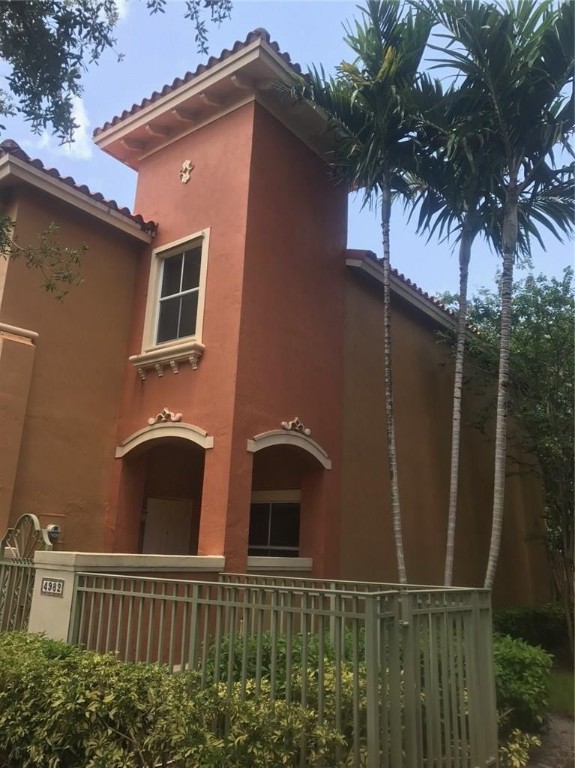 Cocoplum - Residential