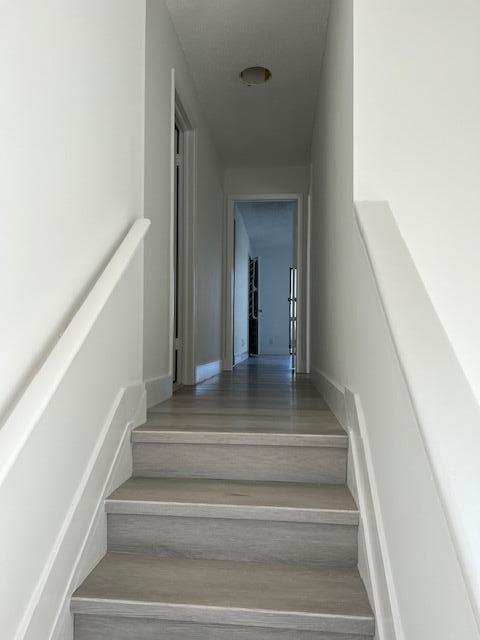 BRIDGEWOOD TOWNHOUSE CONDO - Residential Lease