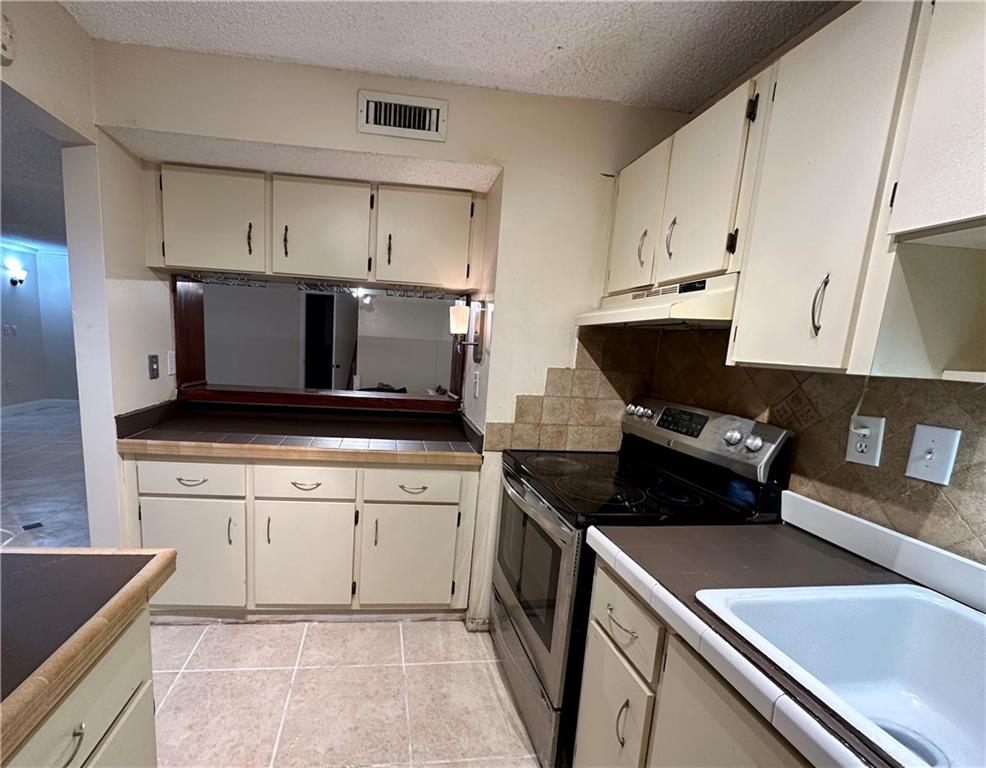 Carmel Lakes Condo - Residential Lease