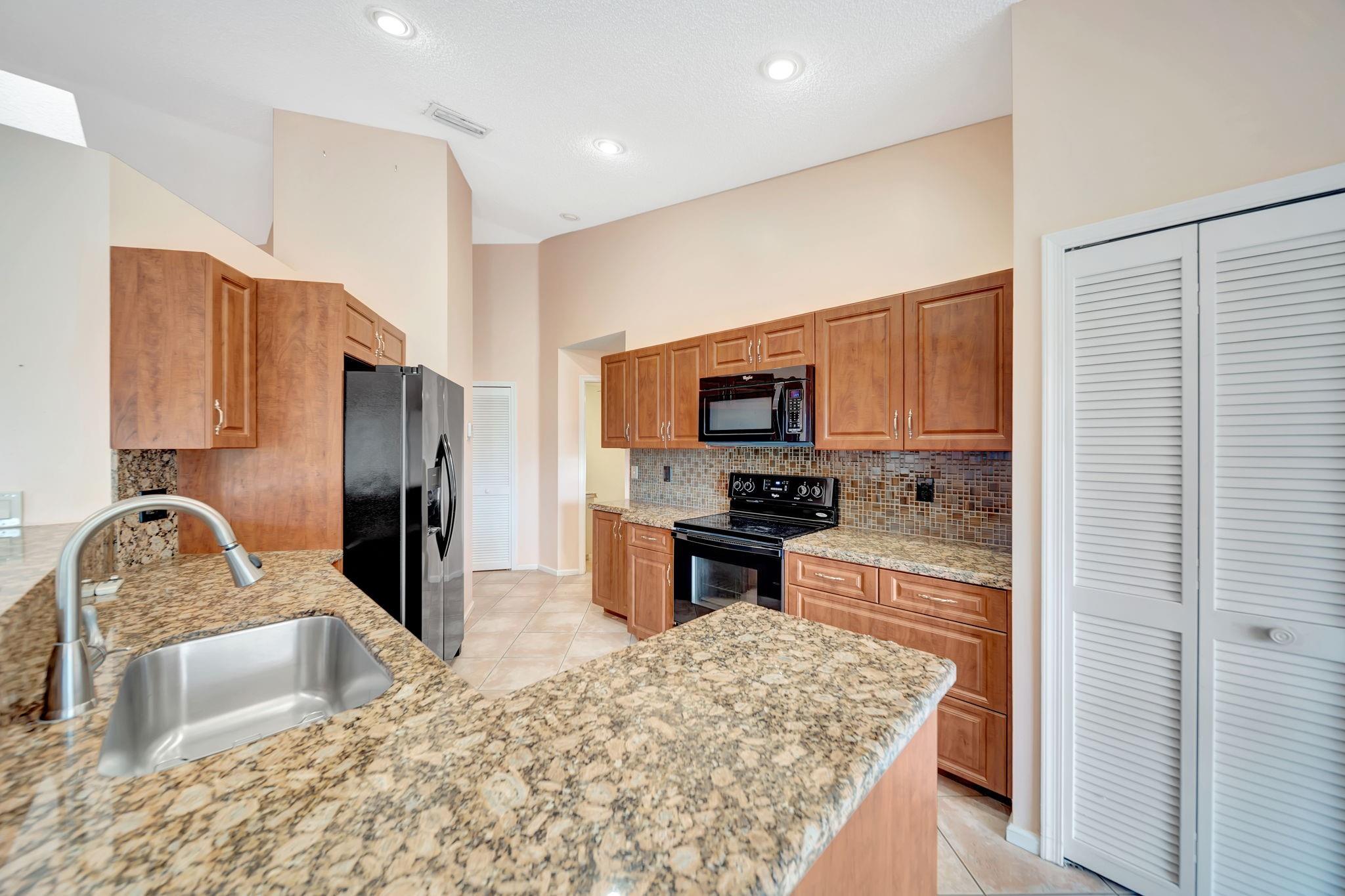 WOODMONT TRACT 47 - Residential