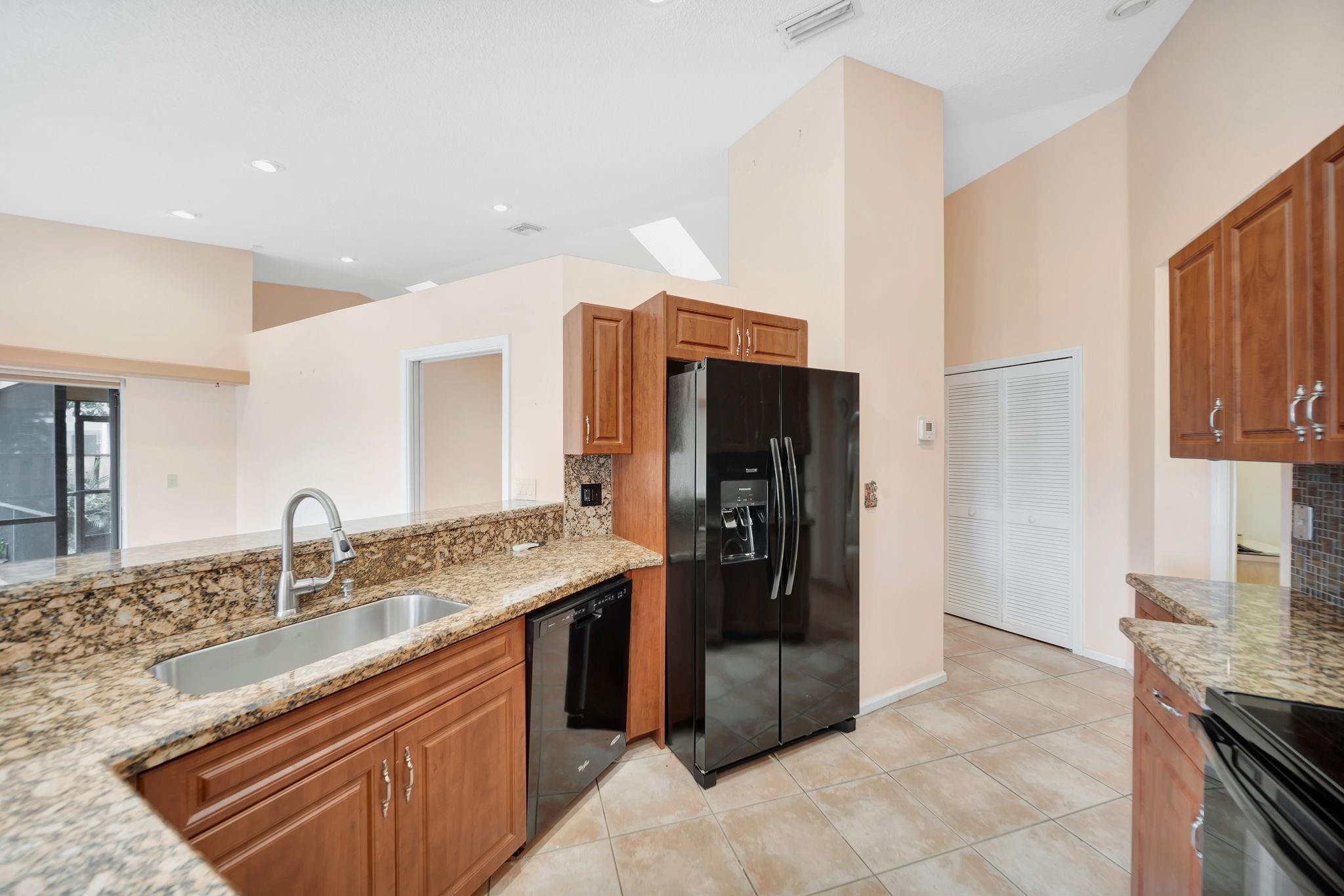 WOODMONT TRACT 47 - Residential