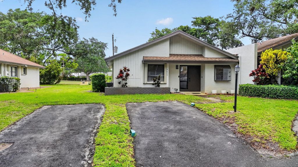 Photo of 3693 Arelia Drive N, Delray Beach, FL 33445 (MLS # B26017931)