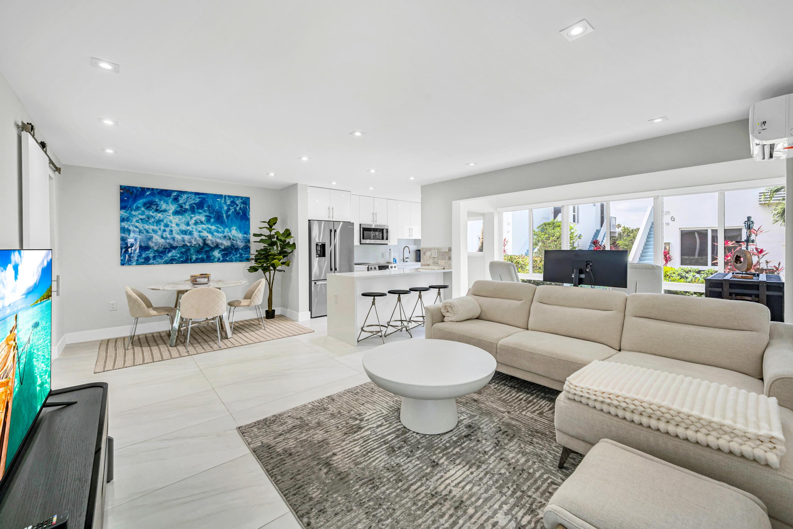 425 Bayshore Drive 15, Fort Lauderdale FL 33304