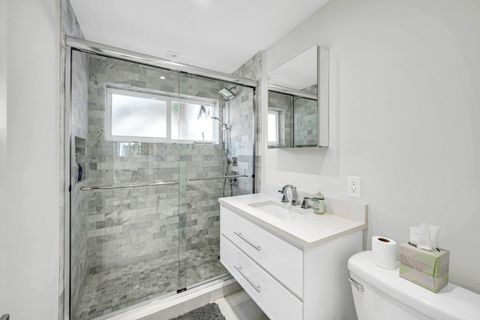 Tiny photo for 425 Bayshore Drive #15, Fort Lauderdale, FL 33304 (MLS # B26048251)