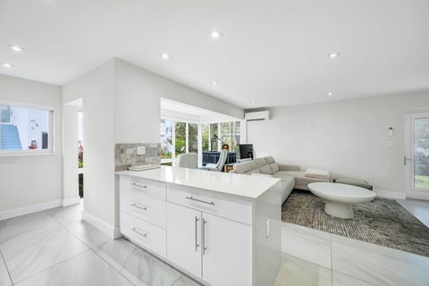 Tiny photo for 425 Bayshore Drive #15, Fort Lauderdale, FL 33304 (MLS # B26048251)