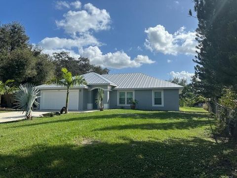 A home in Okeechobee