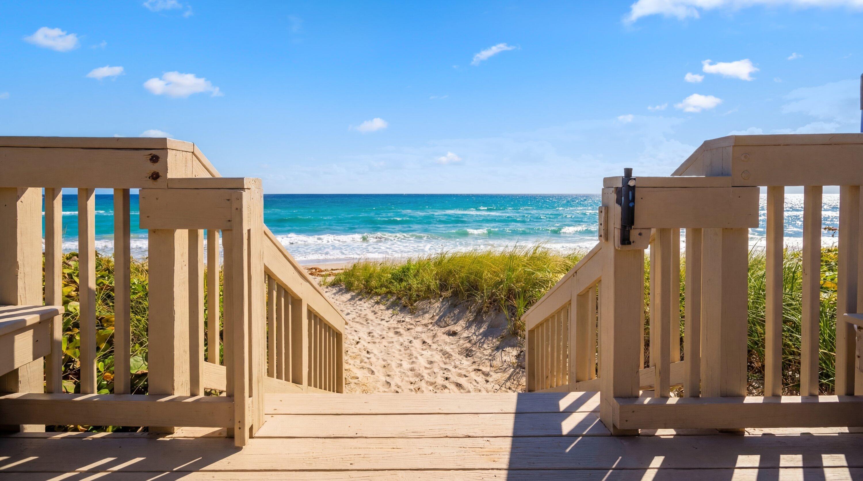 ATRIUMS OF PALM BEACH CONDO - Residential