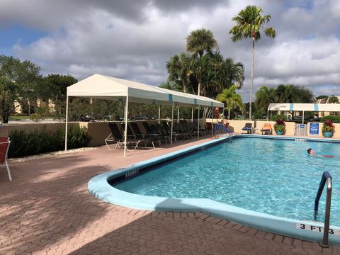 A home in Lake Worth