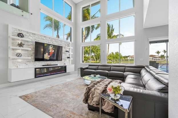 11836 Osprey Pointe Circle