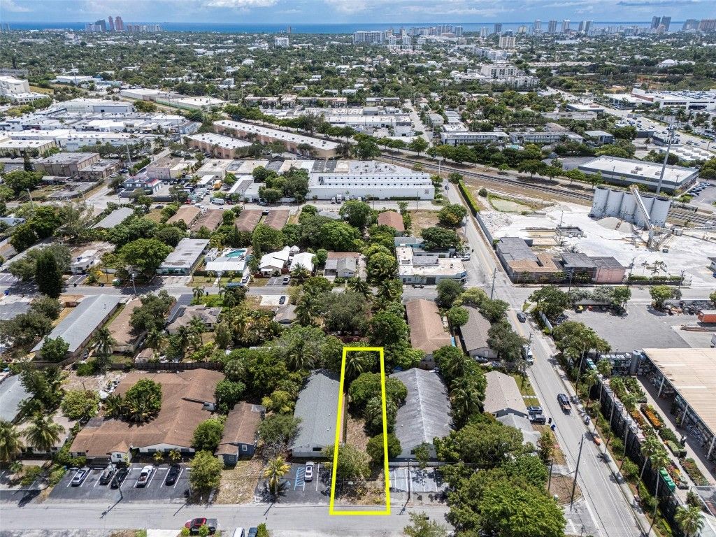 Photo of 1110 NE 5th Avenue, Fort Lauderdale, FL 33304 (MLS # F10548538)