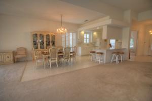 ISLES AT PALM BEACH GARDE - Residential