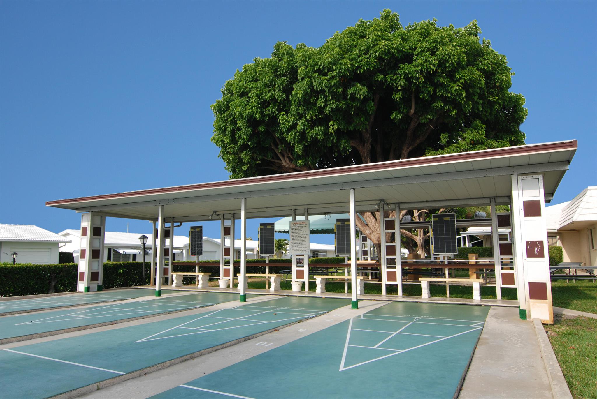 PALM BEACH LEISUREVILLE - Residential