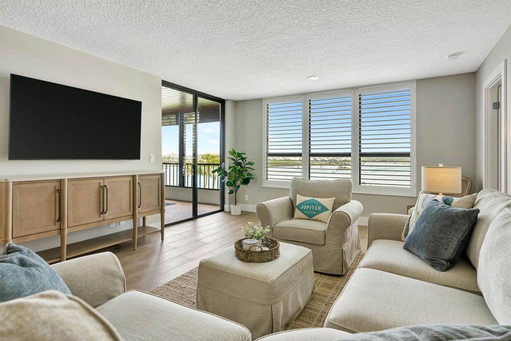 Photo of 1748 Jupiter Cove Drive #322, Jupiter, FL 33469 (MLS # R11083676)