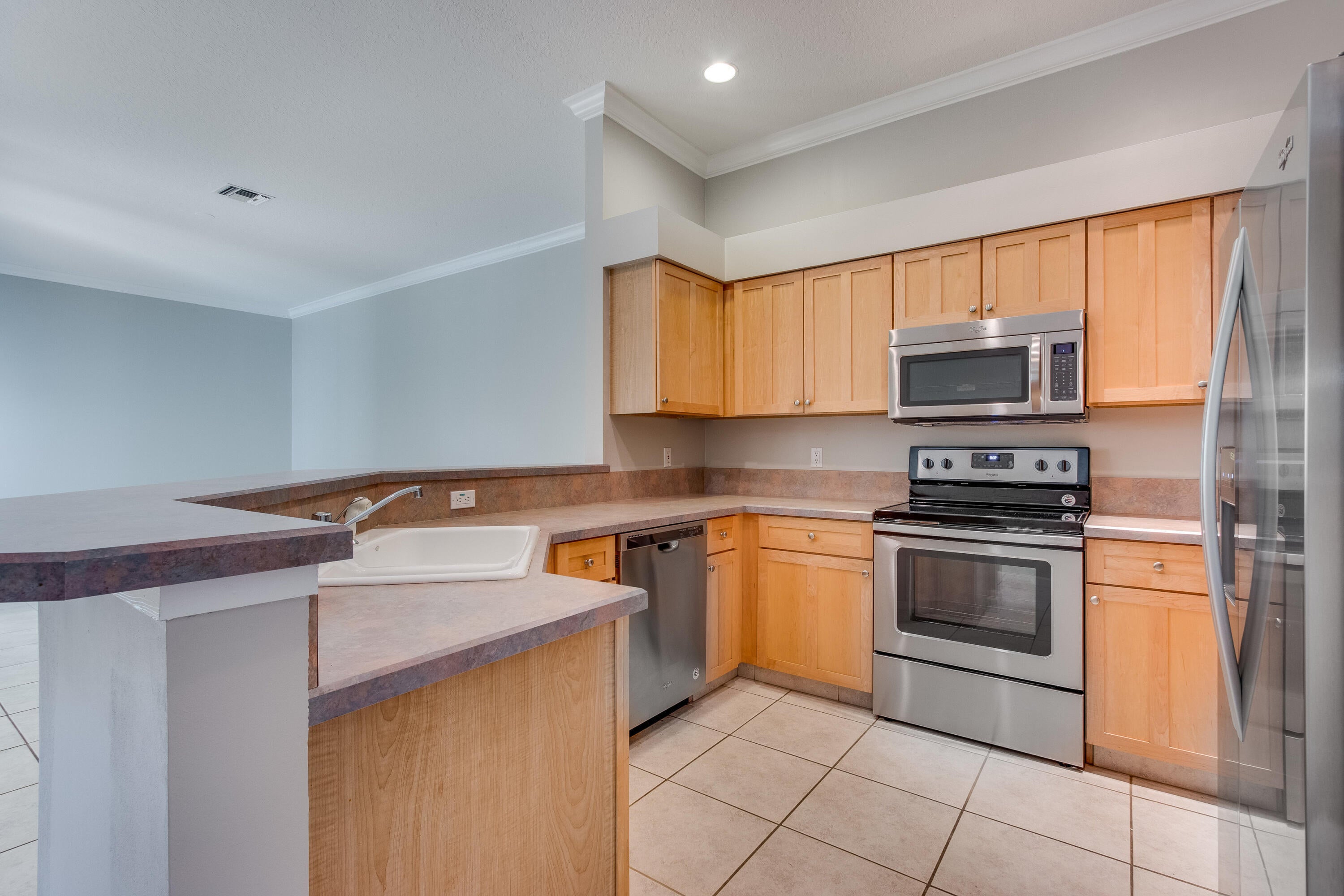 Properties 14185 Greentree Drive