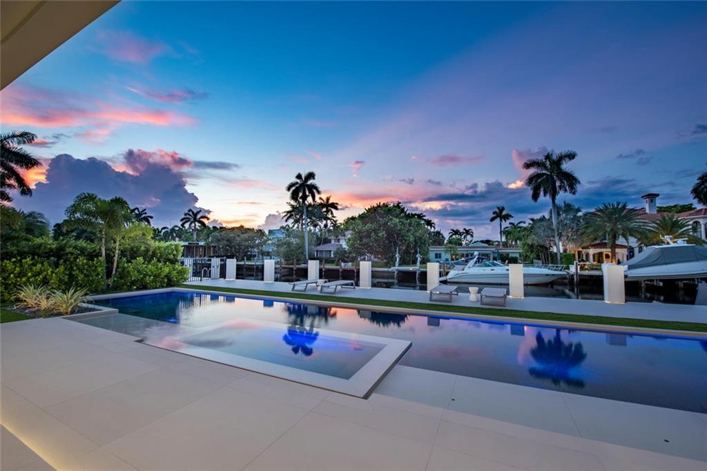 LAS OLAS SEVEN ISLES - Residential