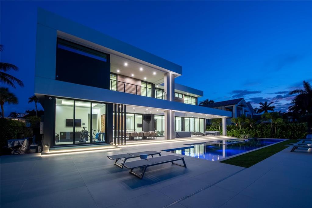 LAS OLAS SEVEN ISLES - Residential