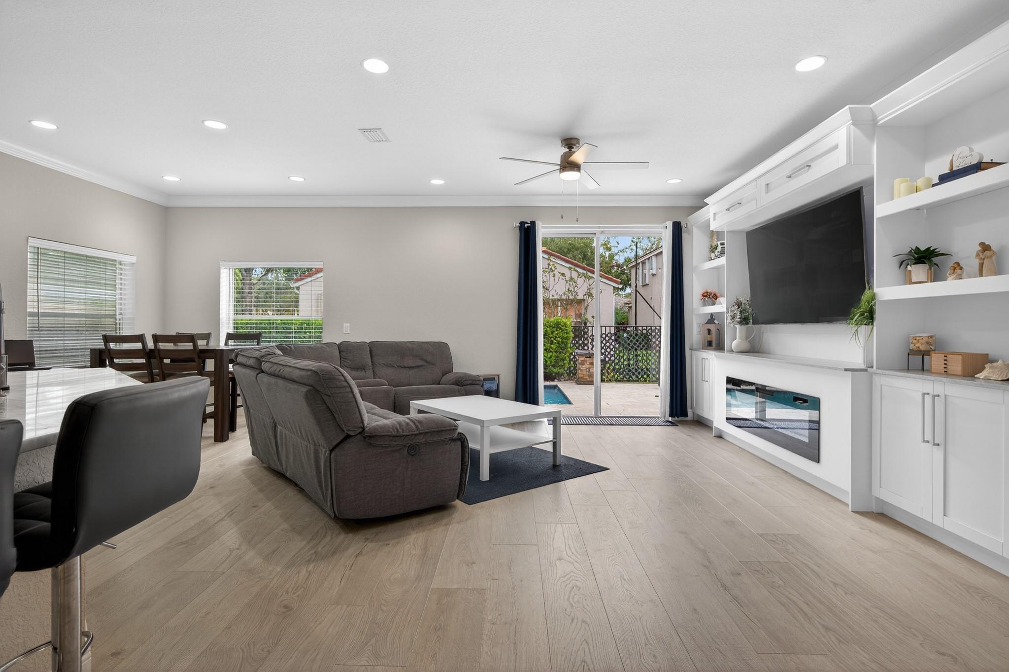 Victoria Isles - Residential