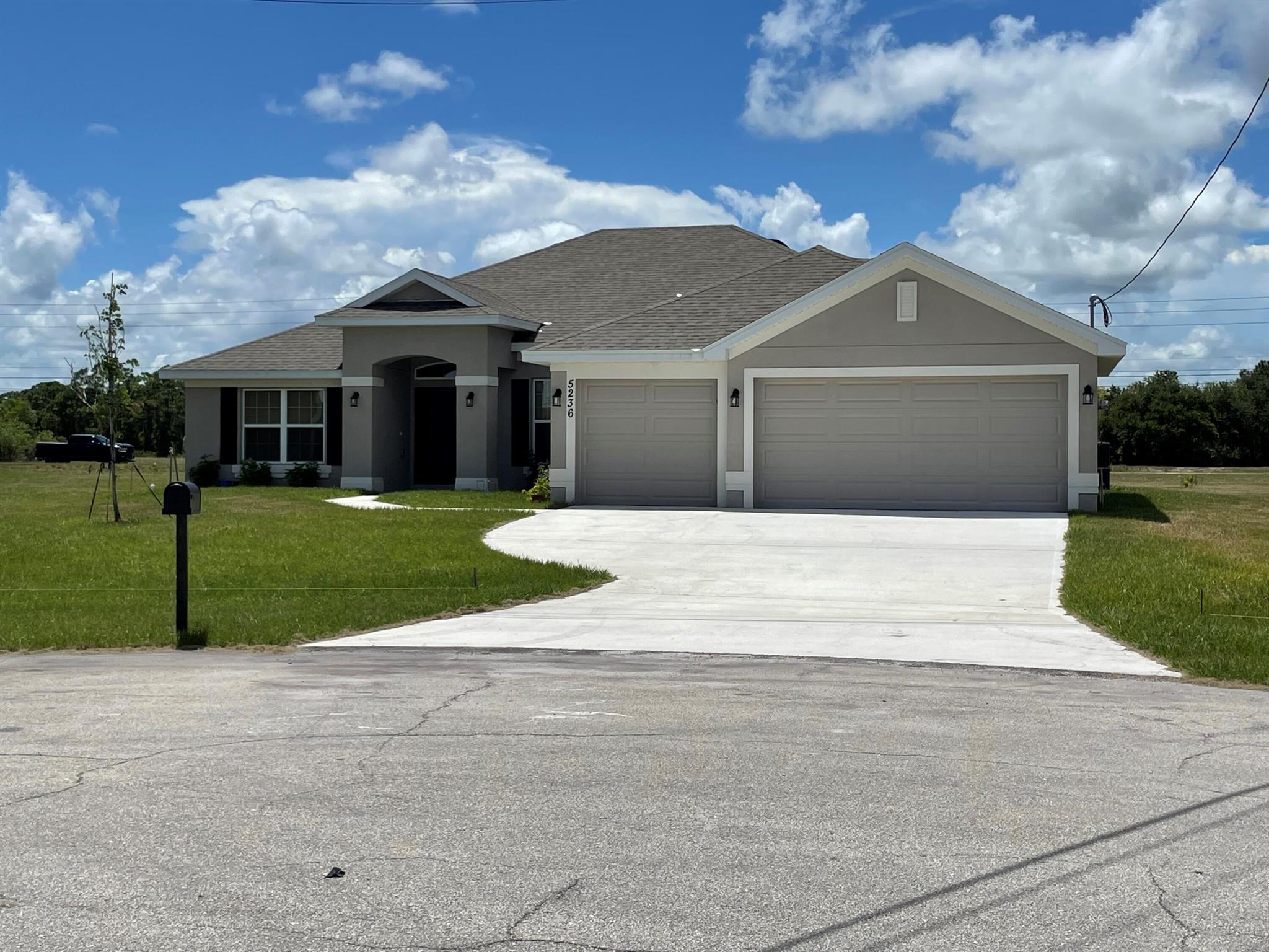 PORT ST LUCIE SECTION 47 - Residential Lease